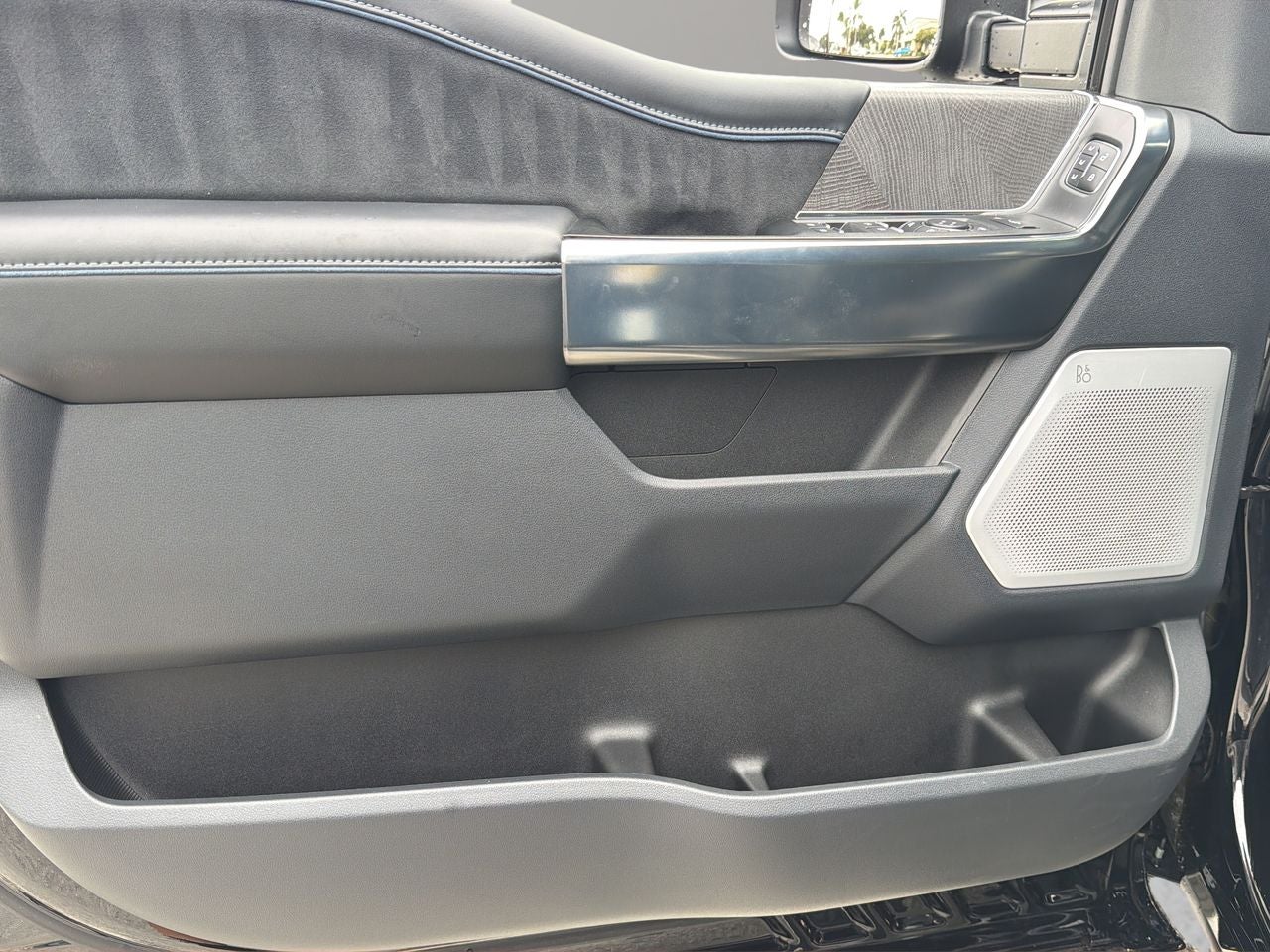 2025 Ford F-450SD Platinum DRW