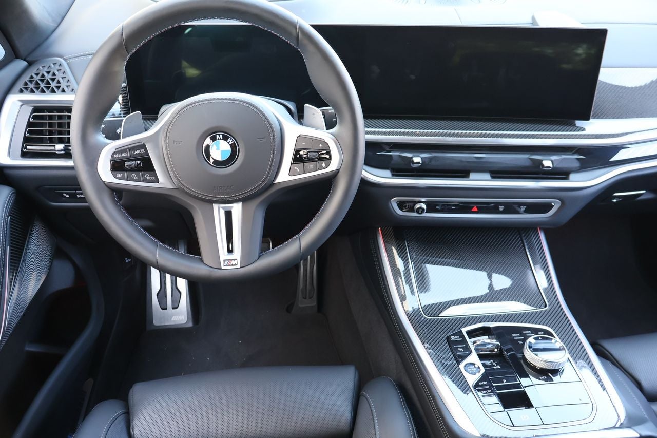 2026 BMW X5 M60i