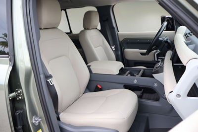2023 Land Rover Defender 110 SE