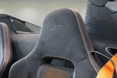 2025 McLaren 750S Spider