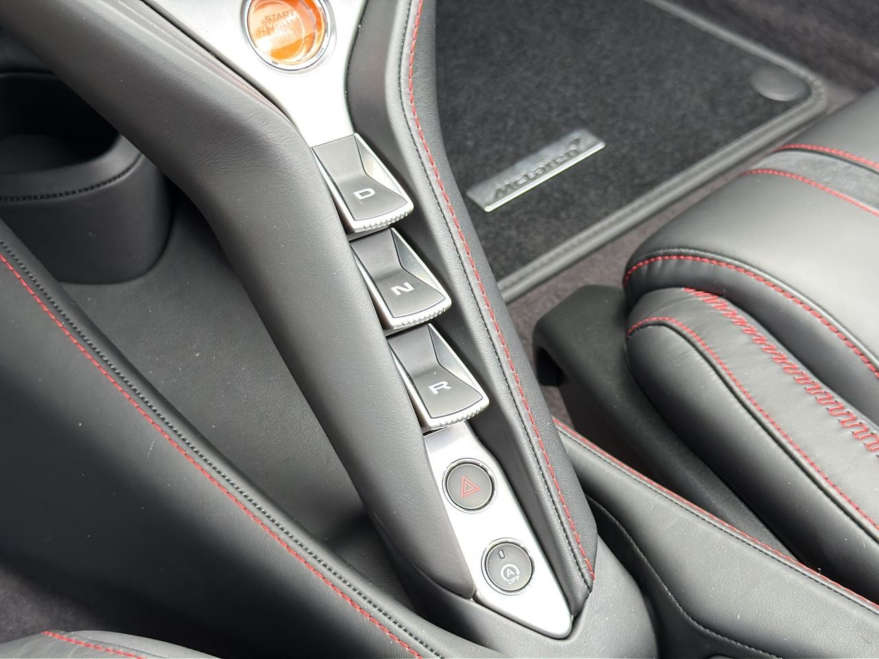 2025 McLaren 750S Spider
