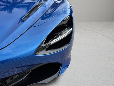 2022 McLaren 720S Base