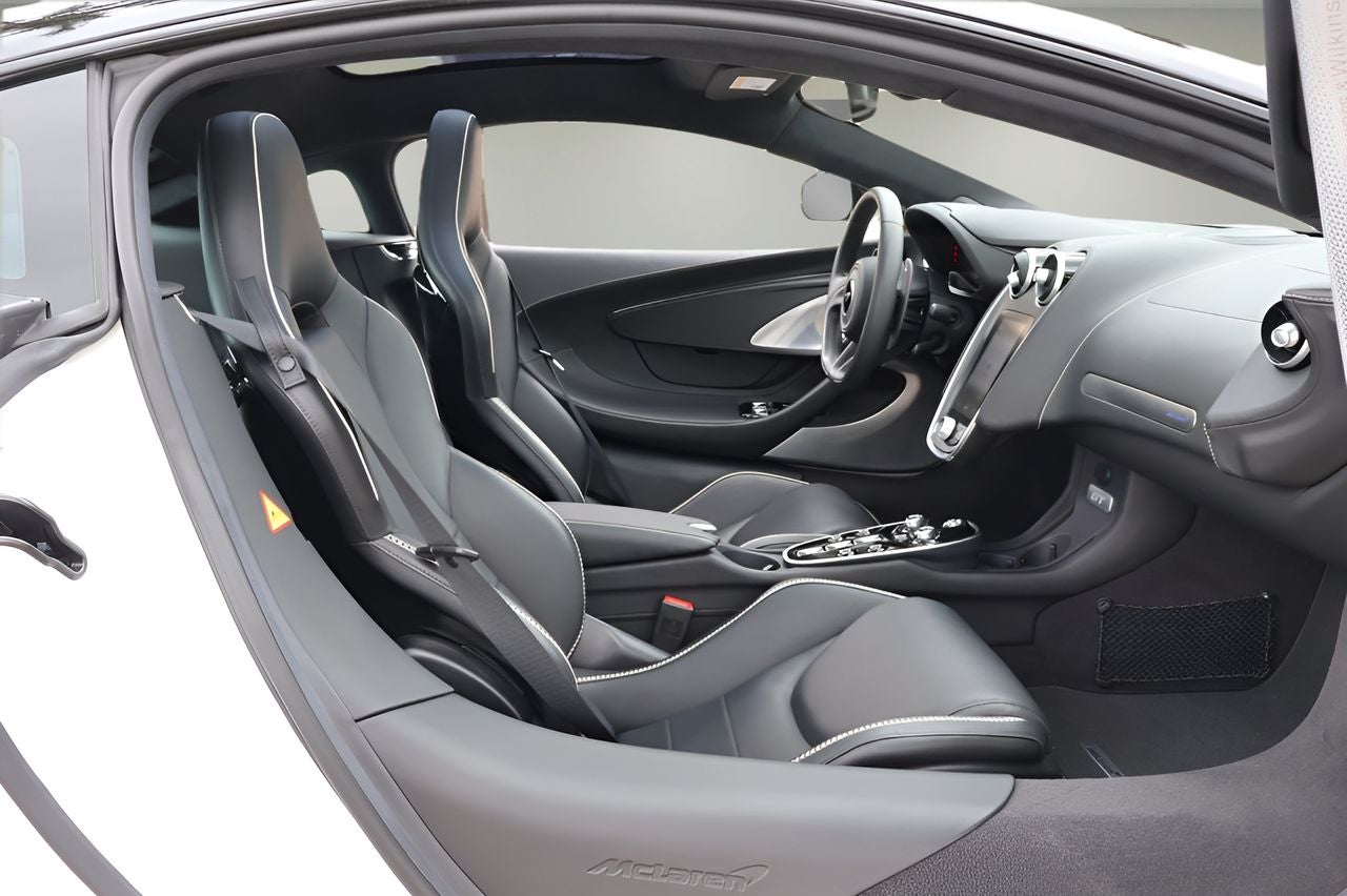 2023 McLaren GT Coupe