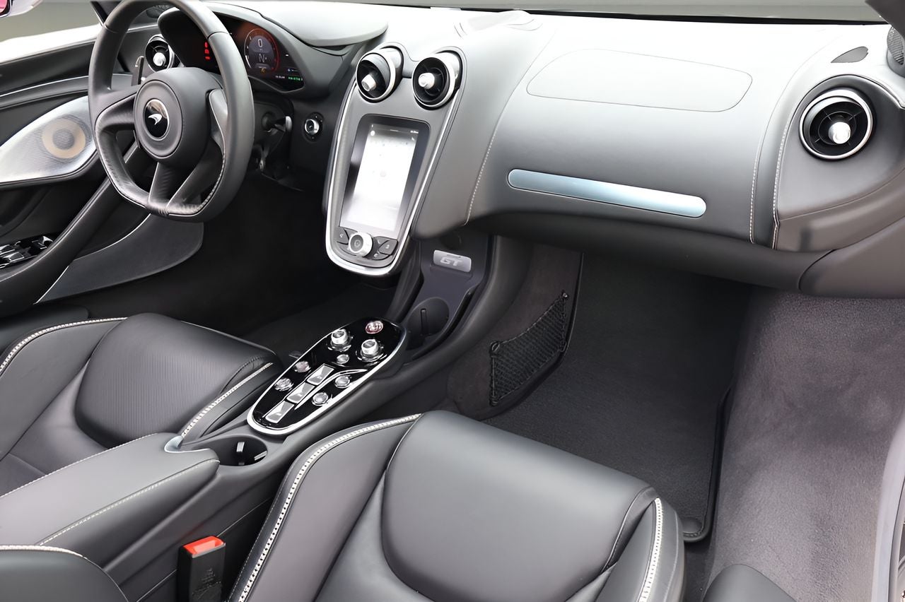 2023 McLaren GT Coupe