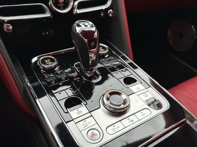 2022 Bentley Flying Spur V8
