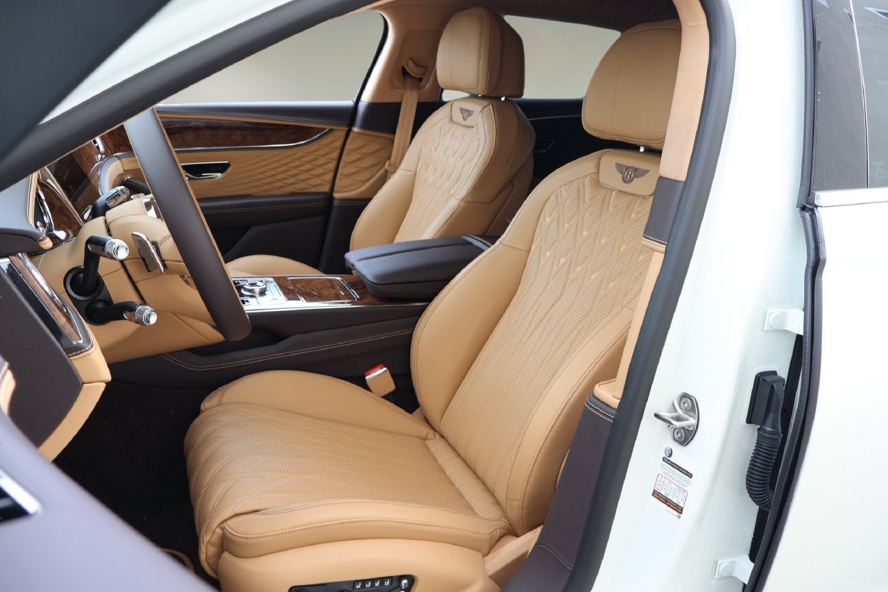 2026 Bentley Flying Spur V8