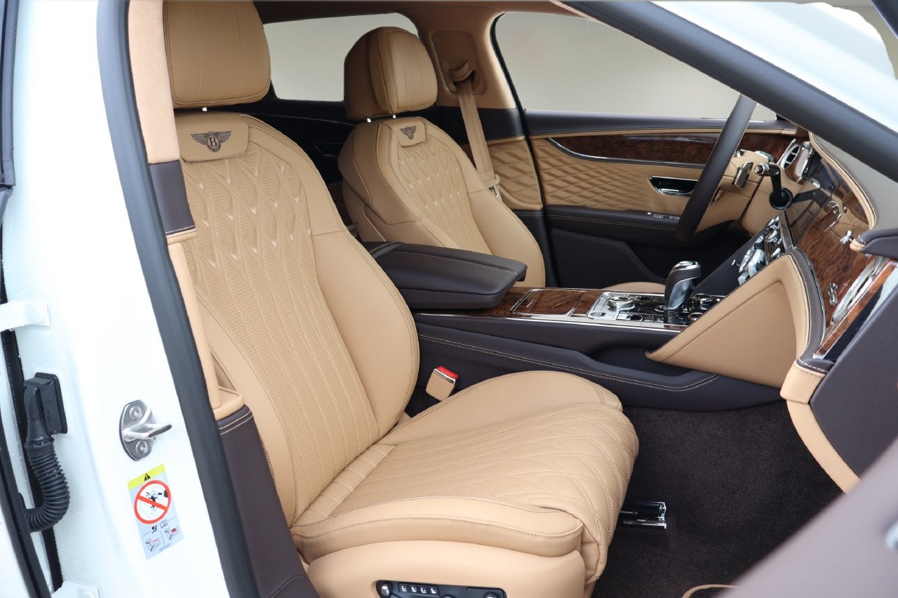 2026 Bentley Flying Spur V8