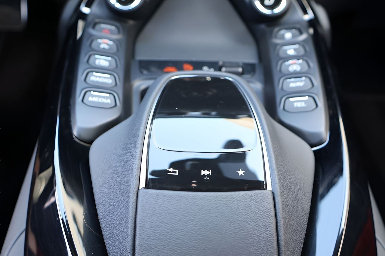 2023 Aston Martin Vantage Base