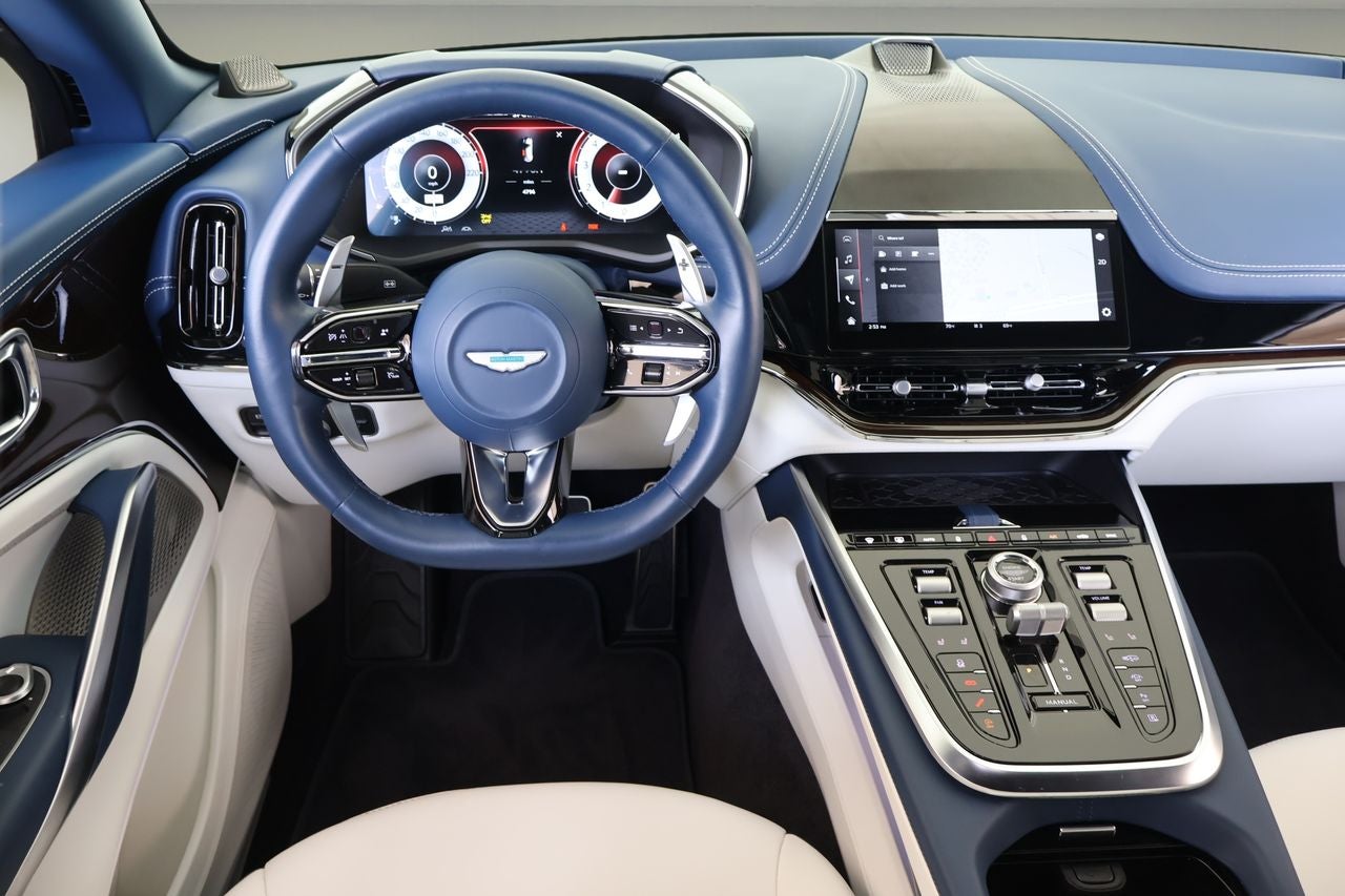 2025 Aston Martin DBX 707
