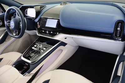 2025 Aston Martin DBX 707