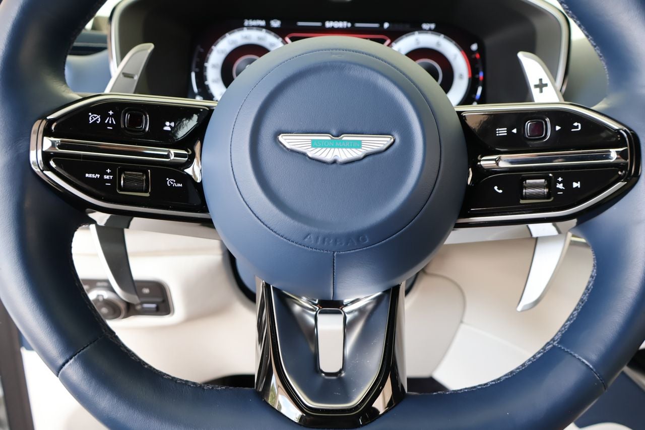 2025 Aston Martin DBX 707
