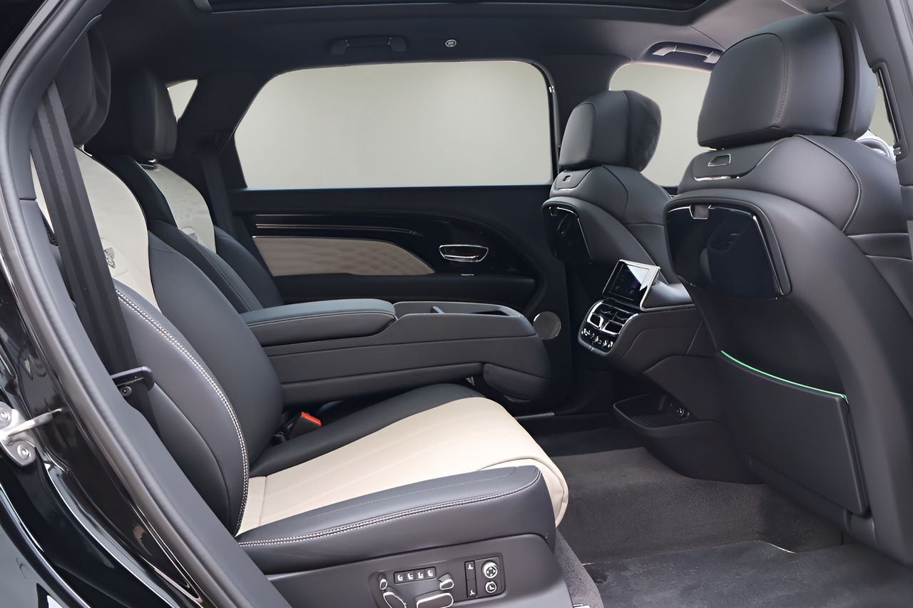 2025 Bentley Bentayga EWB Azure