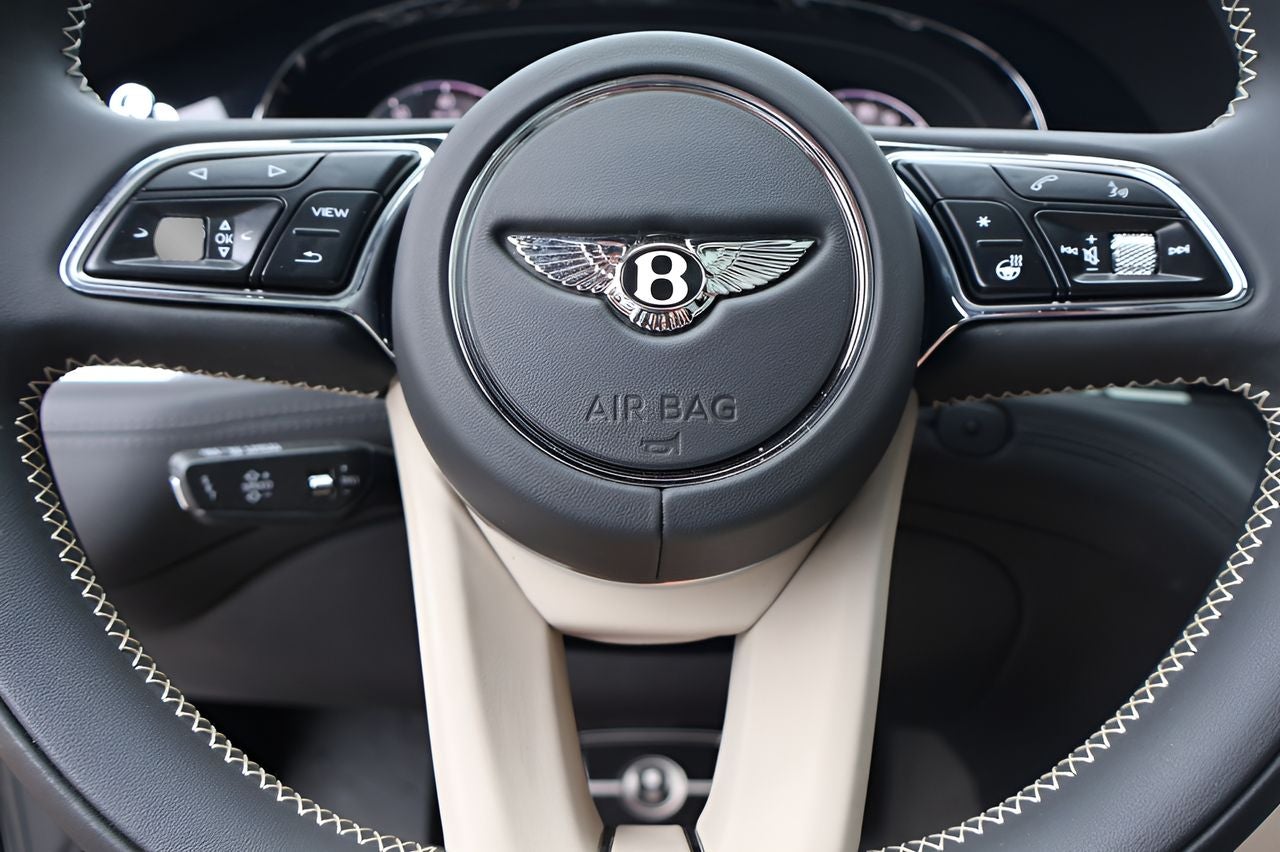 2025 Bentley Bentayga EWB Azure