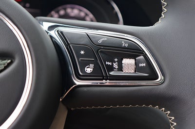 2025 Bentley Bentayga EWB Azure