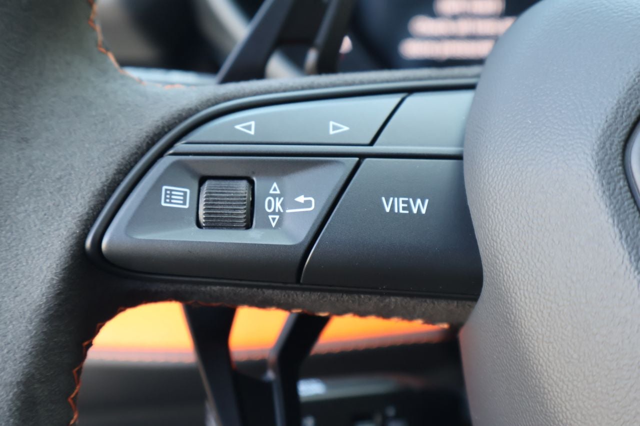 2025 Lamborghini Urus SE
