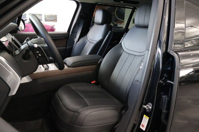 2025 Land Rover Range Rover SE LWB