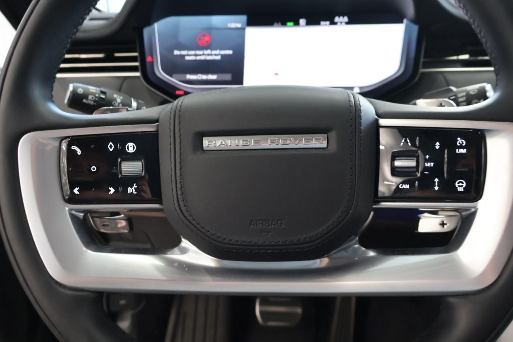 2025 Land Rover Range Rover SE LWB