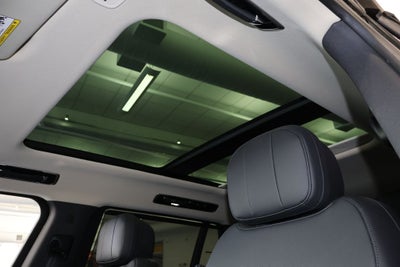 2025 Land Rover Range Rover SE LWB