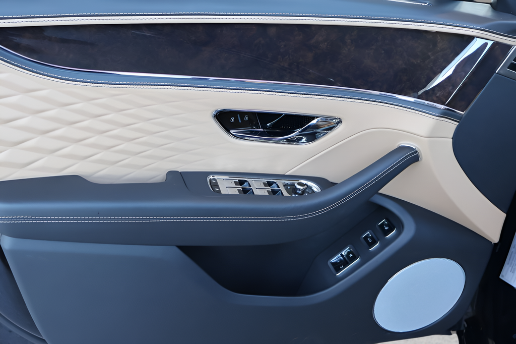 2026 Bentley Flying Spur Azure