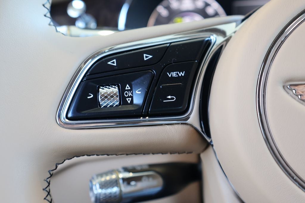 2026 Bentley Flying Spur Azure