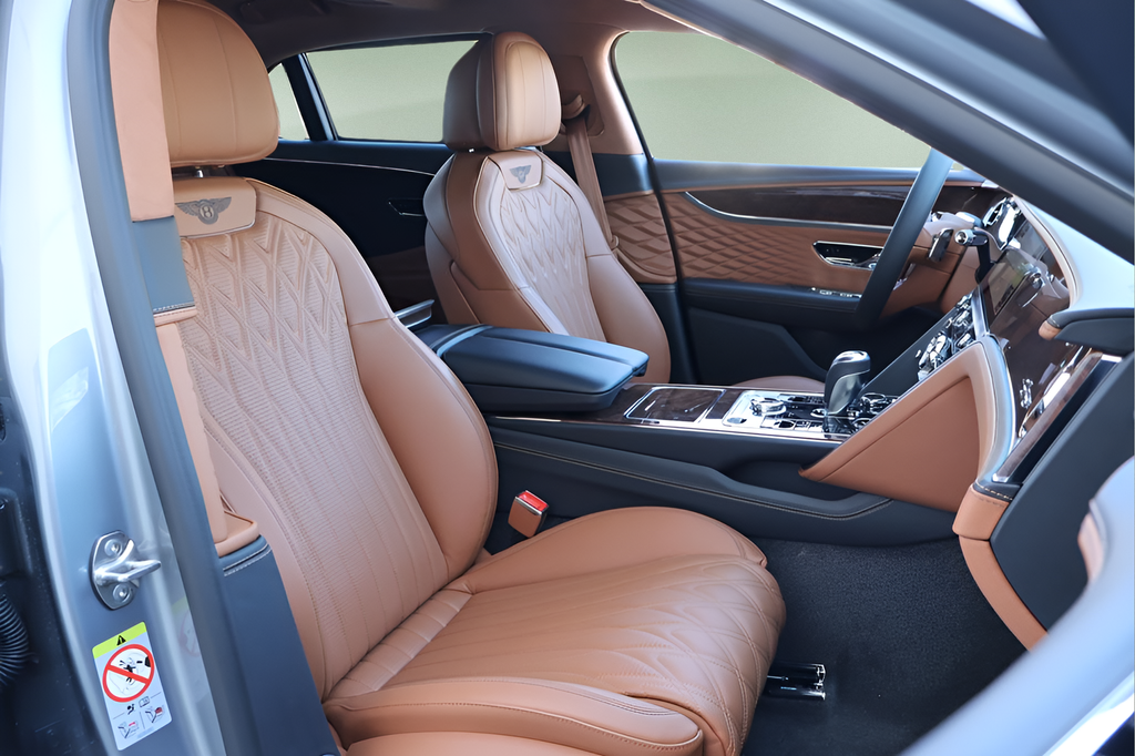 2026 Bentley Flying Spur Azure