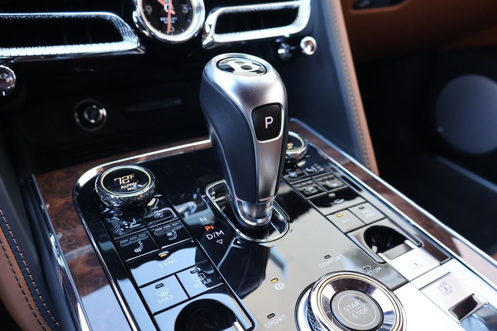 2026 Bentley Flying Spur Azure