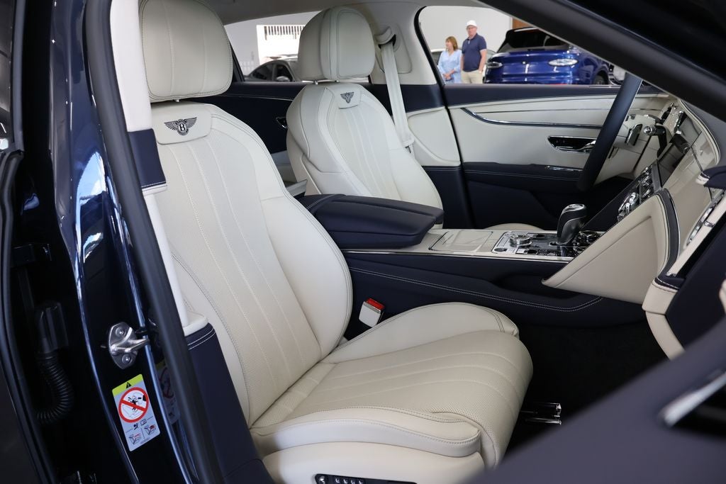 2026 Bentley Flying Spur Base