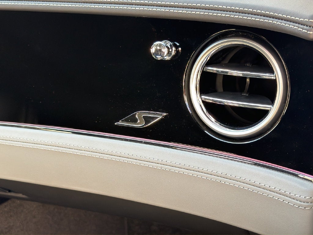 2026 Bentley Continental GT V8