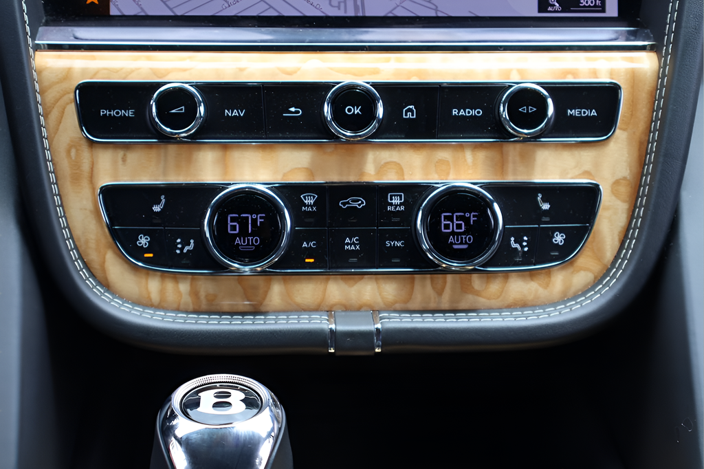 2022 Bentley Bentayga V8
