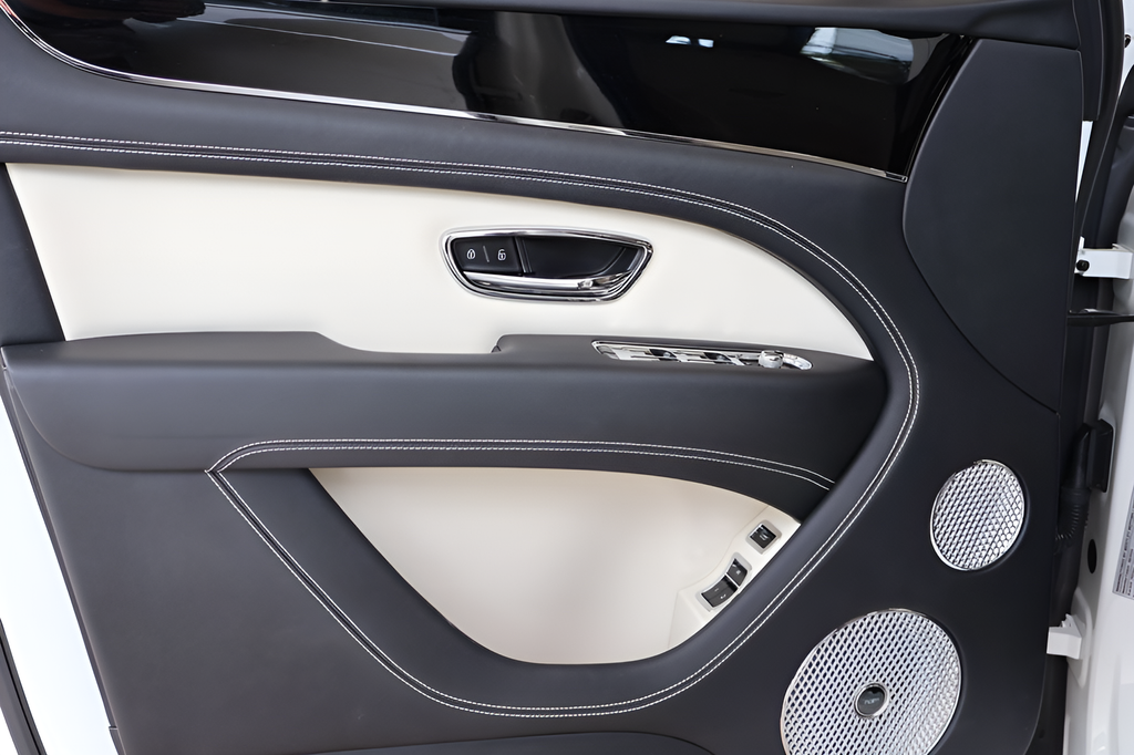 2024 Bentley Bentayga V8