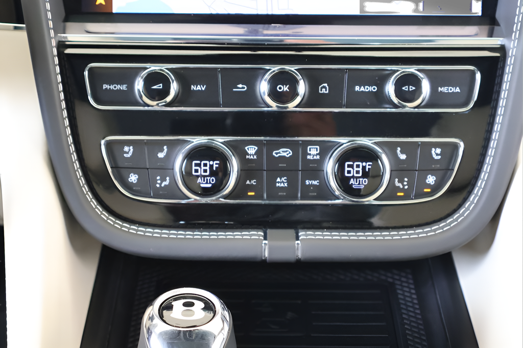 2024 Bentley Bentayga V8