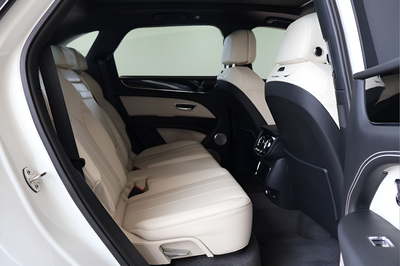 2024 Bentley Bentayga V8
