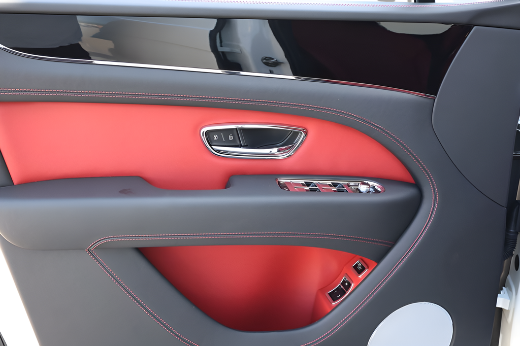 2025 Bentley Bentayga V8