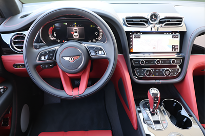 2025 Bentley Bentayga V8