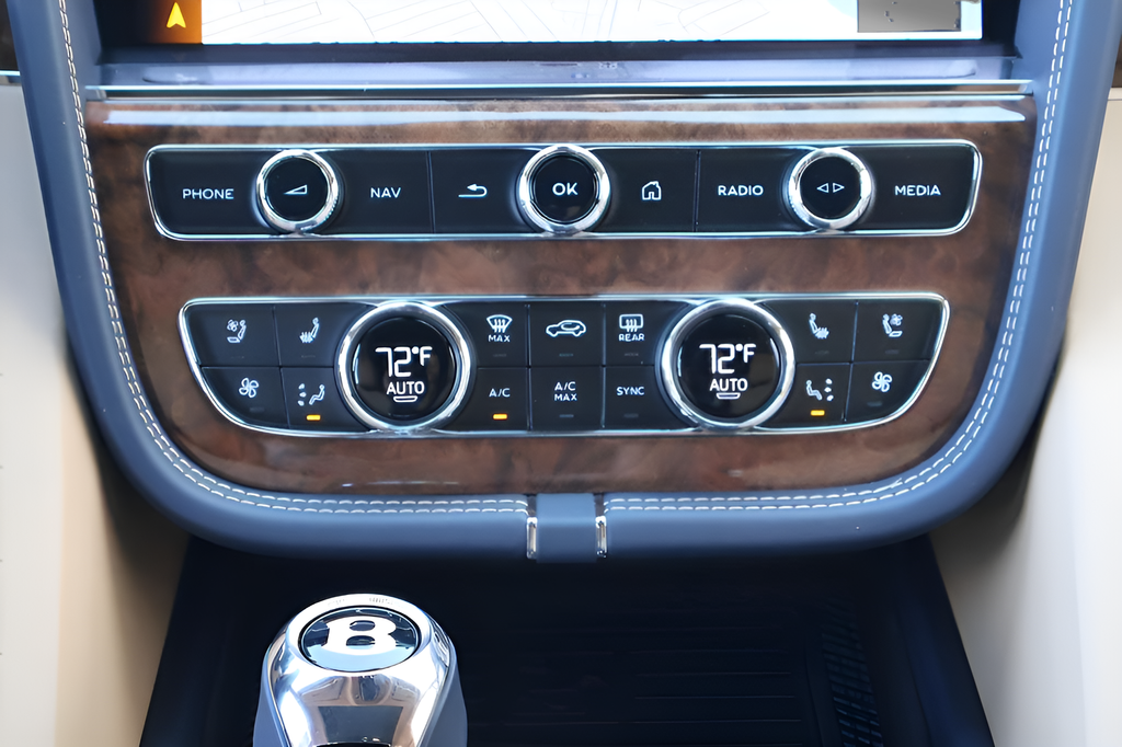 2025 Bentley Bentayga Base