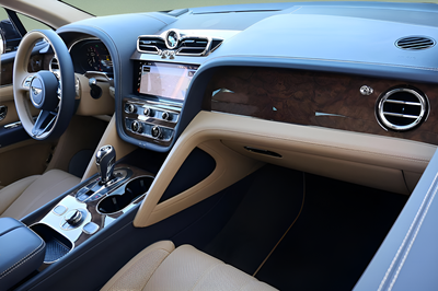 2025 Bentley Bentayga Base