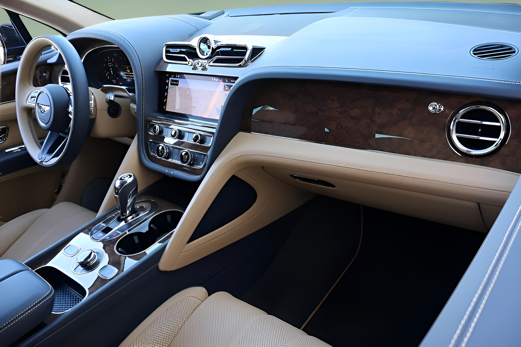 2025 Bentley Bentayga Base