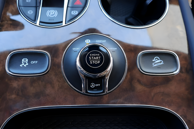 2025 Bentley Bentayga Base