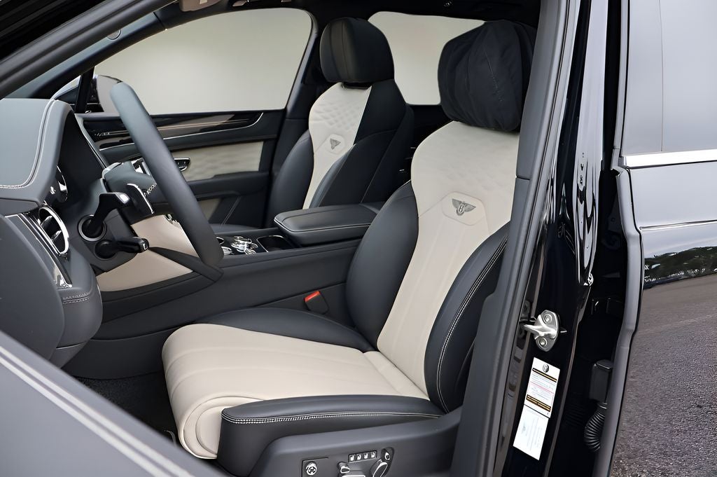 2025 Bentley Bentayga EWB Base