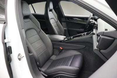 2024 Porsche Panamera Base