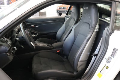 2024 Porsche 718 Cayman GTS