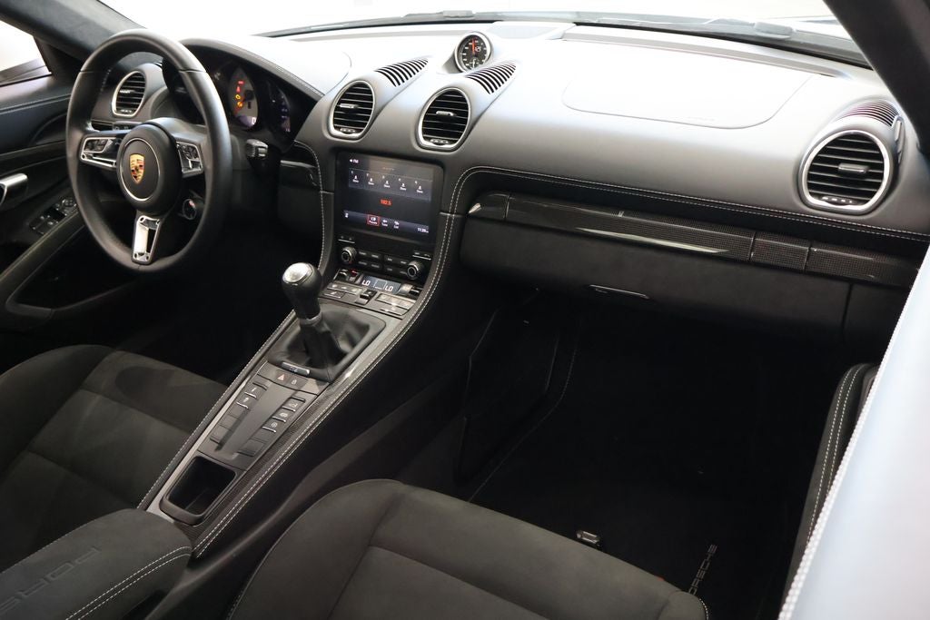 2024 Porsche 718 Cayman GTS