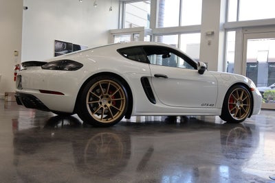 2024 Porsche 718 Cayman GTS