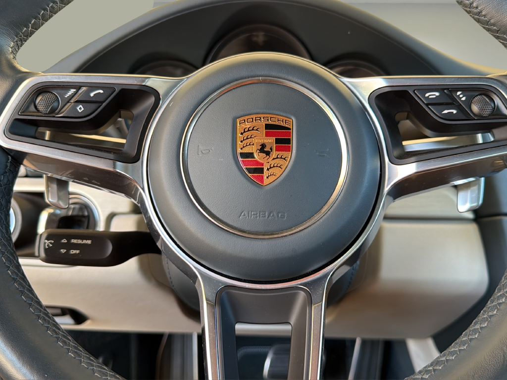 2017 Porsche 911 Carrera