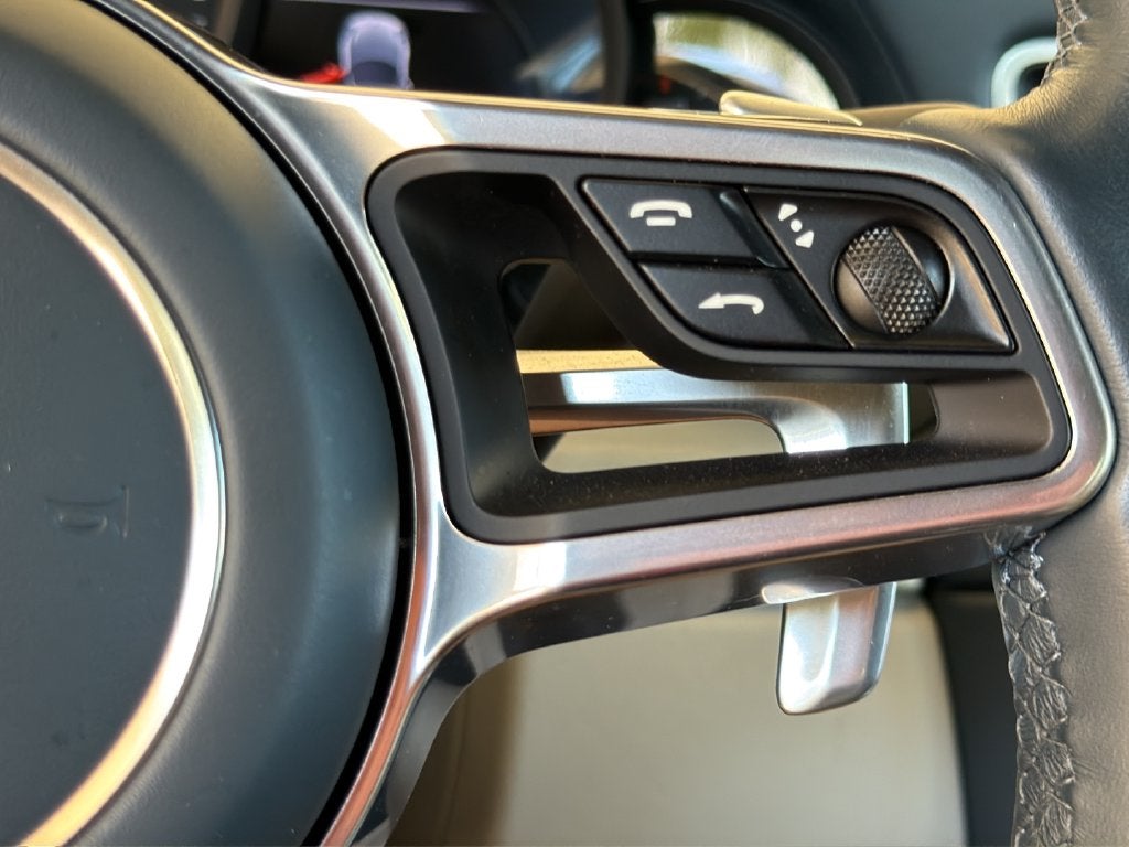 2017 Porsche 911 Carrera