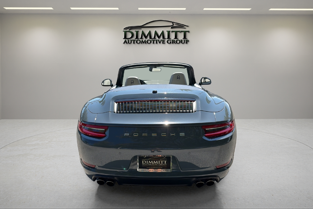 2017 Porsche 911 Carrera