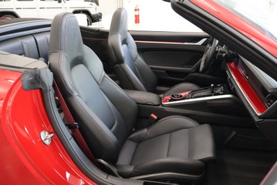 2021 Porsche 911 Carrera