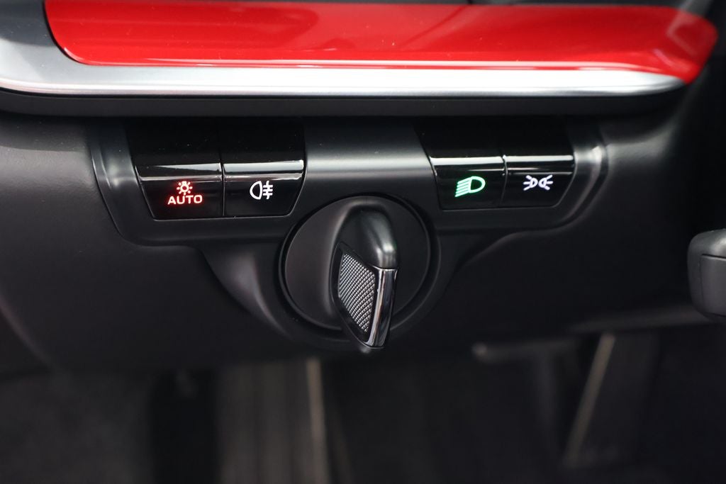 2021 Porsche 911 Carrera