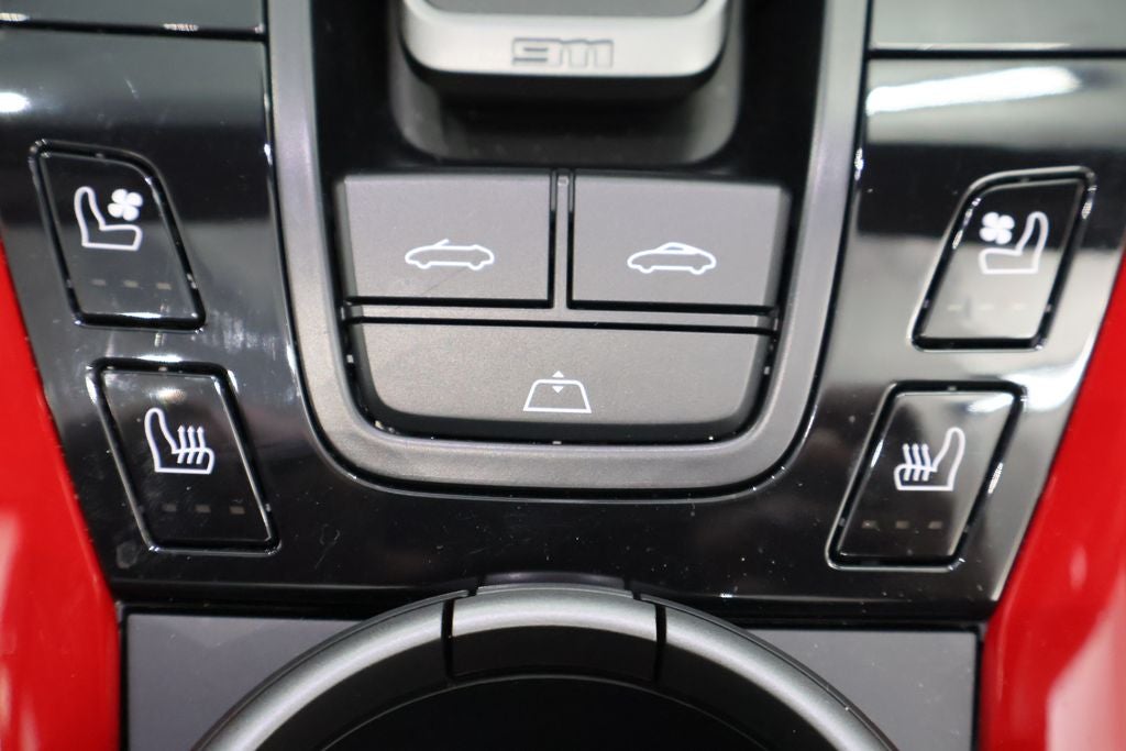 2021 Porsche 911 Carrera