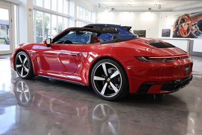 2021 Porsche 911 Carrera